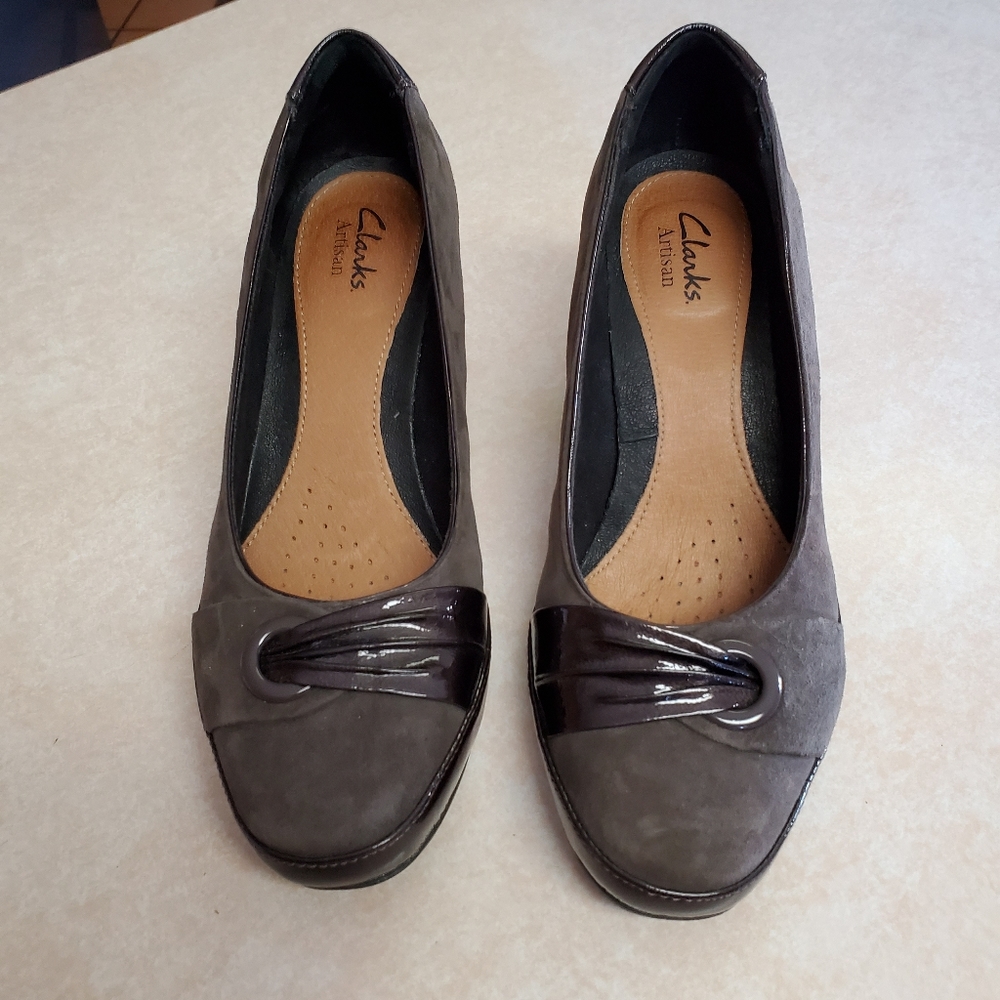 Clarks Brown Suede Leather Pumps, Size 7 1/2